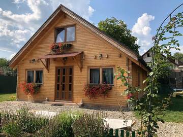 Фотографии Гостевой дом Casa Green Garden г. Вишеу-де-Сус (Румыния) №2 Фото Гостевой дом Casa Green Garden г. Вишеу-де-Сус 2