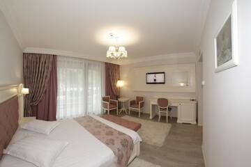 Фото номера Double Room 3* Plus Отель Hotel Gabriela г. Вишеу-де-Сус 6