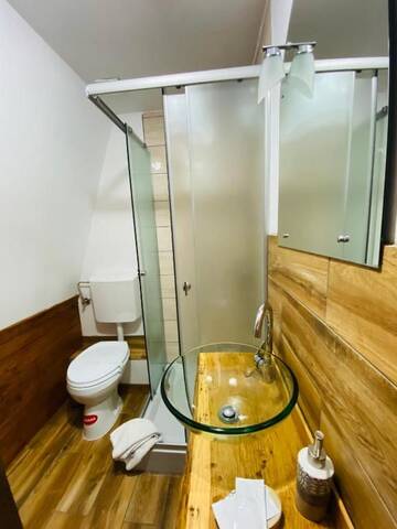 Фото номера Двухместный номер с 1 кроватью Гостевой дом Casa Chira г. Вишеу-де-Сус 5