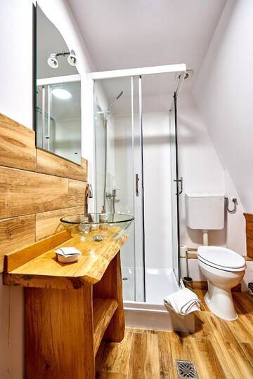 Фото номера Двухместный номер с 1 кроватью Гостевой дом Casa Chira г. Вишеу-де-Сус 3