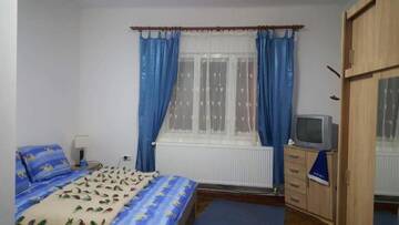 Фото номера Дом с 1 спальней Дома для отпуска Casa la Parc г. Вишеу-де-Сус 28