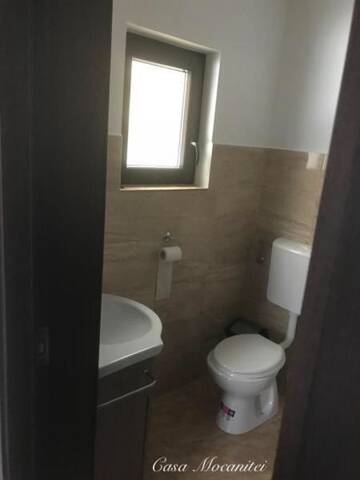 Фото номера Двухместный номер Делюкс с 1 кроватью Гостевой дом Casa Mocanitei г. Вишеу-де-Сус 3